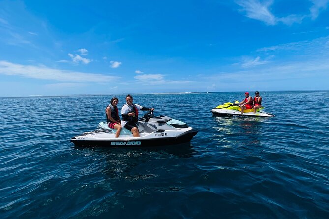 3H Jet Ski Tour to Discover Moorea - Fruit, juice, and photos finish the outing