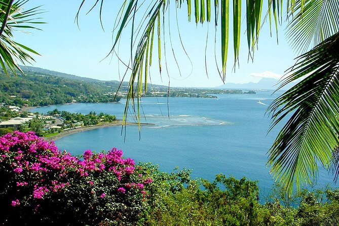 5 Hours Tahiti Island Tour - West and East Coast - Pointe Venus, lighthouse and layers of island history
