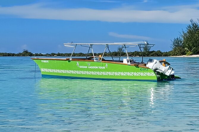 Activity/Excursion Lagoon Tour to Moorea by Canoe 6 hours - Starting at 8:00 on Moorea’s lagoon