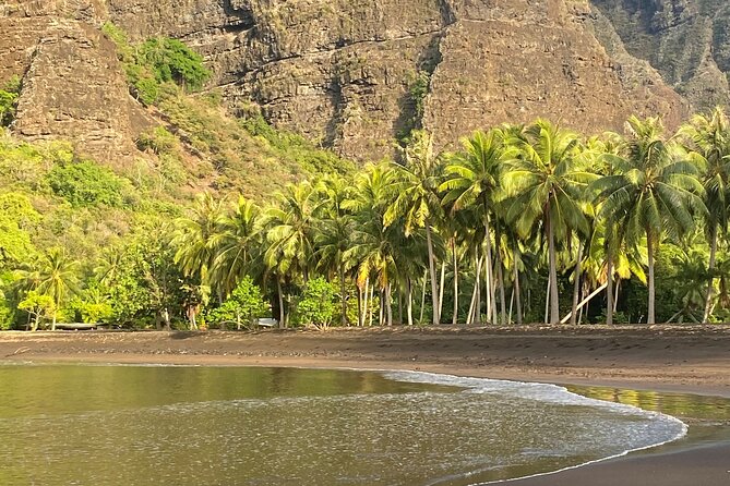 Adventurous Escape to Hakaui Valley - 3:30 return to Taiohae