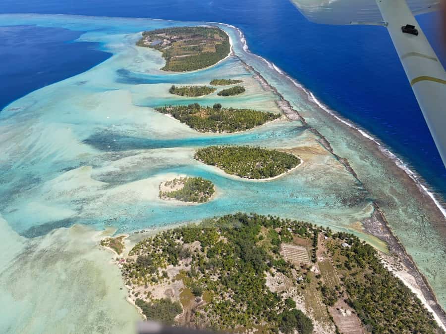 Bora-Bora 30 minutes private flight in light aircraft - Photography from the air