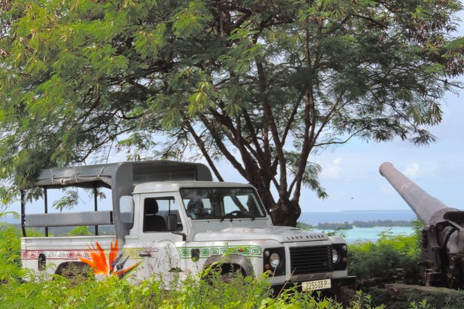 Bora Bora 4WD Tour Including Lunch at Lucky House & Jet Ski Tour - Starting with a rugged 4WD island circuit