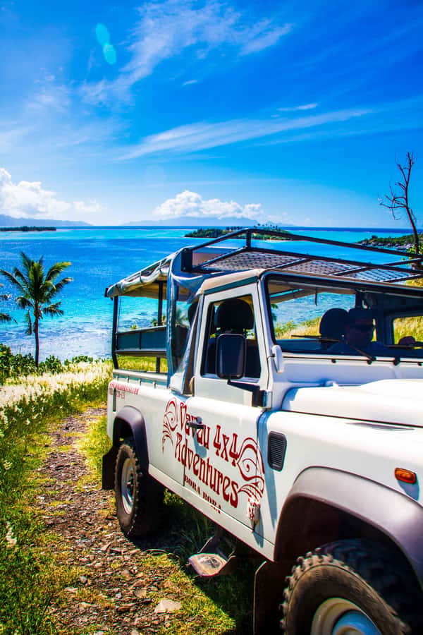 Bora Bora: 4x4 Safari with Snorkelling Combo Tour - Lunch with ceviche, grilled food, and fruit