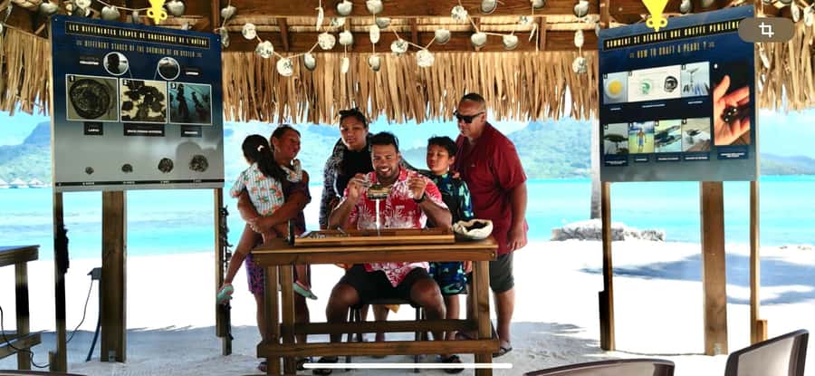 Bora Bora: Discovering the Tahitian black pearl ! - The boat ride from your resort to Motu Taufari’i