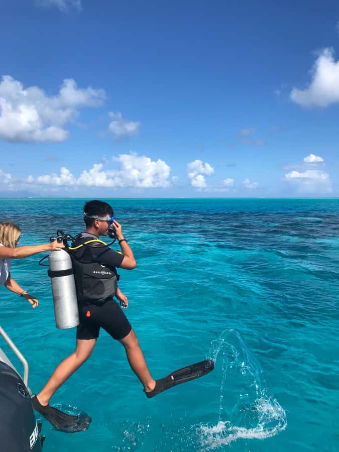 Bora Bora: Introductory Dive - Starting with pickup around Bora Bora