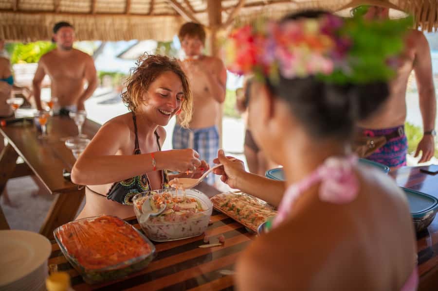 Bora Bora Luxury Tour and Beach Picnic - Practical booking advice