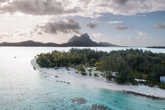 Bora Bora Moana Jet Ski - Starting at Maitai Tours and getting organized
