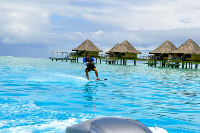 Bora Bora Water Sport : Wakeboard Ski Tube - Wakeboarding for first-timers