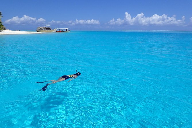 Combo Diving and Snorkeling Full Day Tour - Afternoon snorkeling around the lagoon
