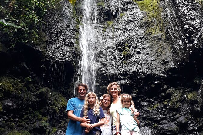 Crossing Island of Tahiti 4x4 Mountain, Waterfall, River, Basins - Waterfalls, basalt rock, and river crossings