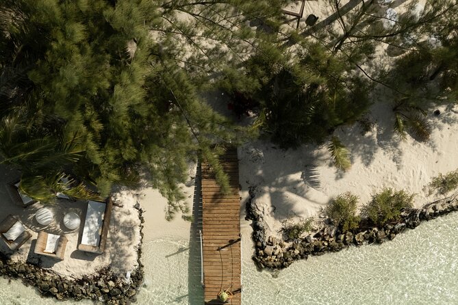 Day on a private island in Bora Bora - alone in the world - Reaching your own motu from Bora Bora