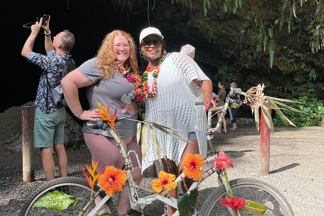 Discovering the emblematic sites of Tahiti - Faarumai Waterfalls offers the best nature break