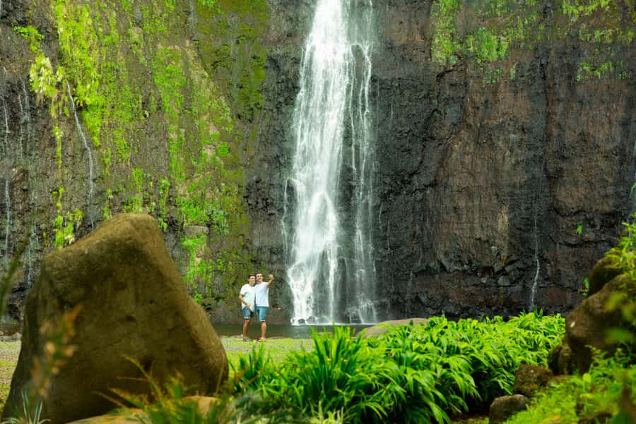 From Papeete: Tahiti Highlights Full-Day Private Tour - Arahoho Blowhole and Pointe Venus close the day