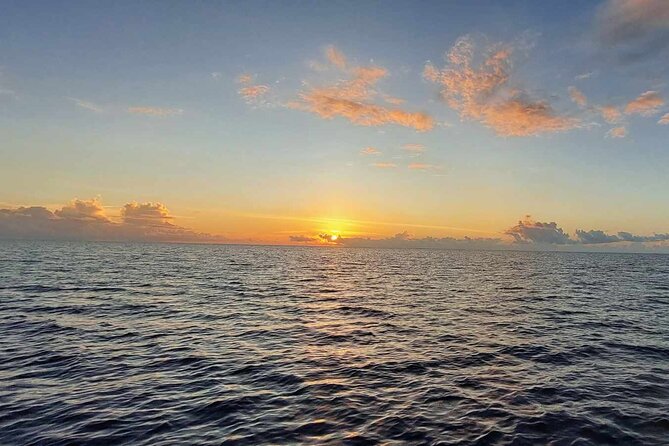 Guided sunset cruise on Raiatea Lagoon - What the small group changes