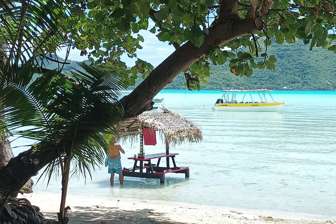 Half a day to discover Bora Bora with O-sea - Stories, legends, and a bilingual captain