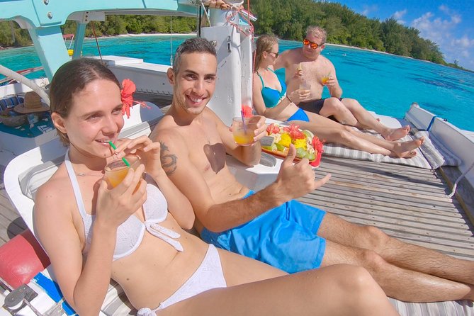 Half Day Tour : Moorea Snorkeling & Sailing on a Catamaran named Taboo - Snorkeling with blacktip sharks and stingrays