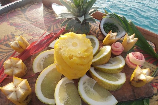 Introduction to sailing and discovering the lagoon - Fruit, cold drinks, and the rhythm of a half-day