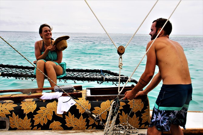 Introduction to sailing and discovering the lagoon - Who will enjoy this most