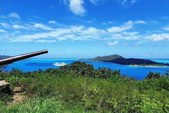 Island Tour & Getaway on the Bora Bora Mountains by Quad / ATV - Starting in Vaitape with a short ATV lesson