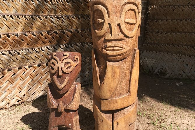 Land and Sea cultural tour to discover traditions, heritage and the lagoon - Why this Moorea tour is different