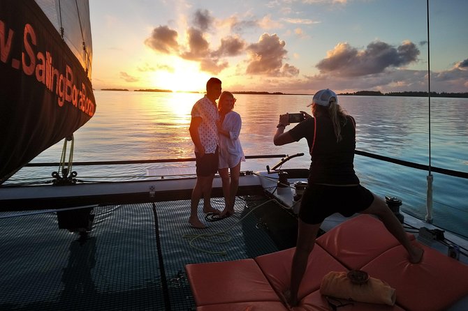 LUXURY Catamaran Bora Bora : The Sunset Escape - Leaving your hotel dock for the lagoon