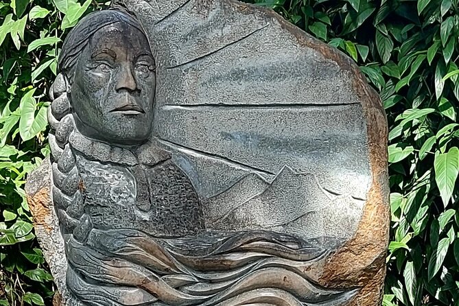Papeete City Tour, 3hours (on Tahiti) - Walking From the Cathedral to Papeete Town Hall