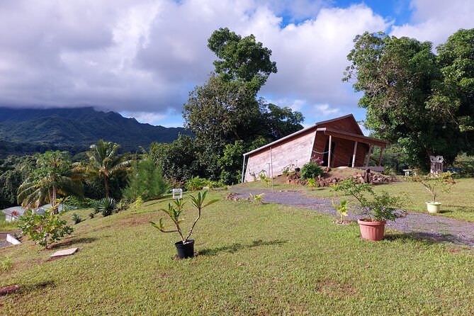 Private and guided visit to Mystery House Raiatea - The strange workshops you will encounter