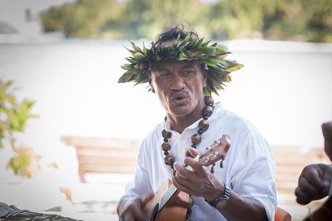 Private Bora Bora Lagoon Experience - Why a private Bora Bora lagoon cruise can be worth it