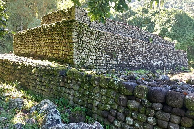 Private Full Day Tour of Tahiti - Arahurahu Marae: begin with Tahiti’s sacred stones