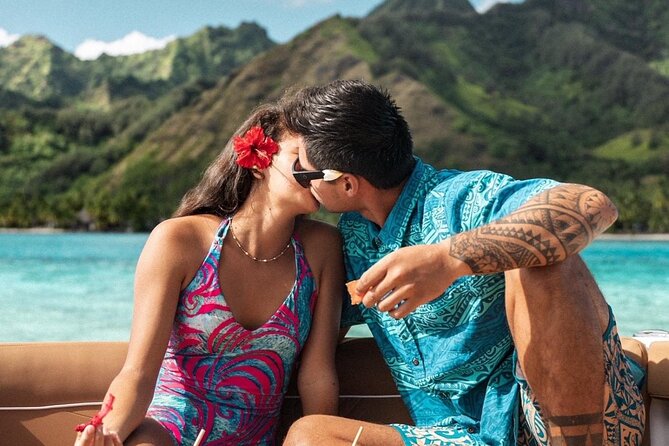 Private lagoon tour (rays, sharks, turtles) by boat in Moorea - Starting along Moorea’s north coast