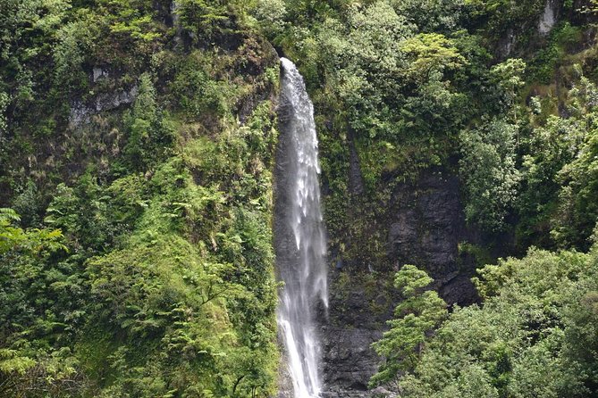 Private Tahiti Circle Island - Waterfalls, Black Sand & Views - Point Venus, history at the edge of the sea