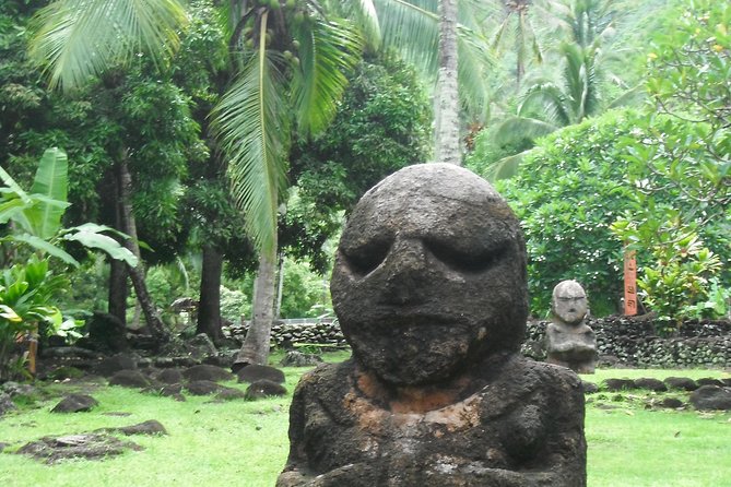 private Tahiti island discovery - What your guide adds between the stops