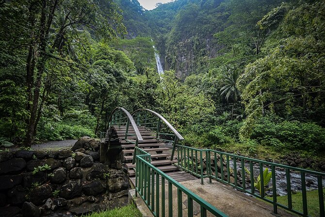 Private : Tahiti Museum & Circle Island Tour, Afternoon Tour (5h) - Faarumai Waterfalls in the valley