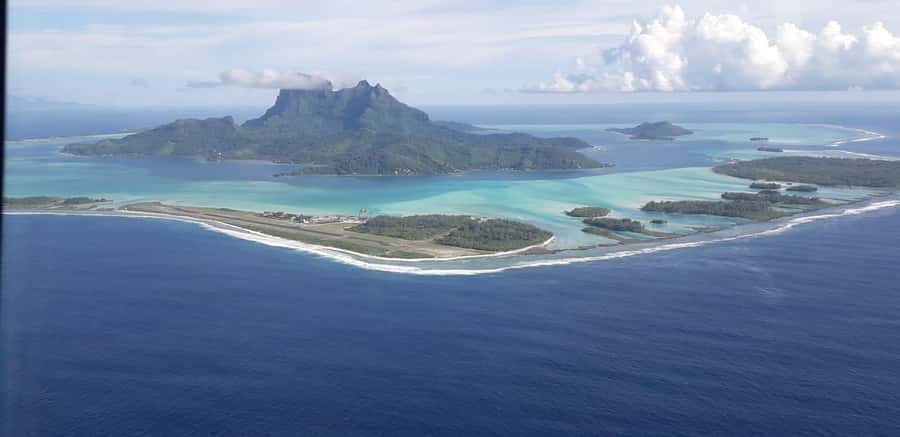 Raiatea: Bora Bora and Taha'a Private Scenic Flight one hour - Weather, visibility, and the risk of cancellation