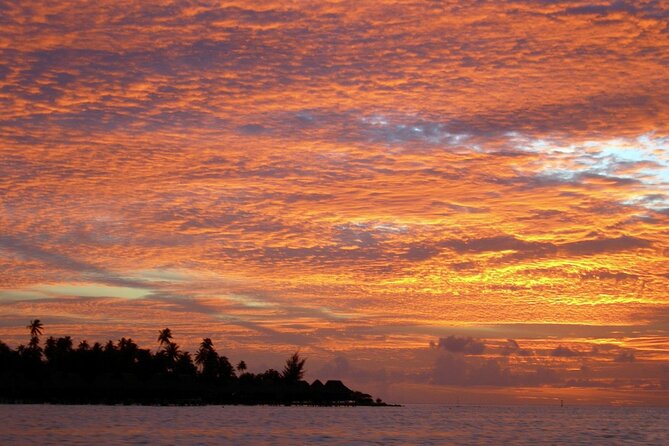 Reef Discovery Private Sunset Cruise in Bora-Bora - Clothing, shoes, and the practical side