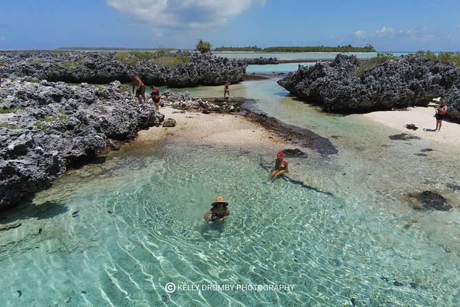 Reef island private tour - Leaving Ohotu for Rangiroa’s outer reef