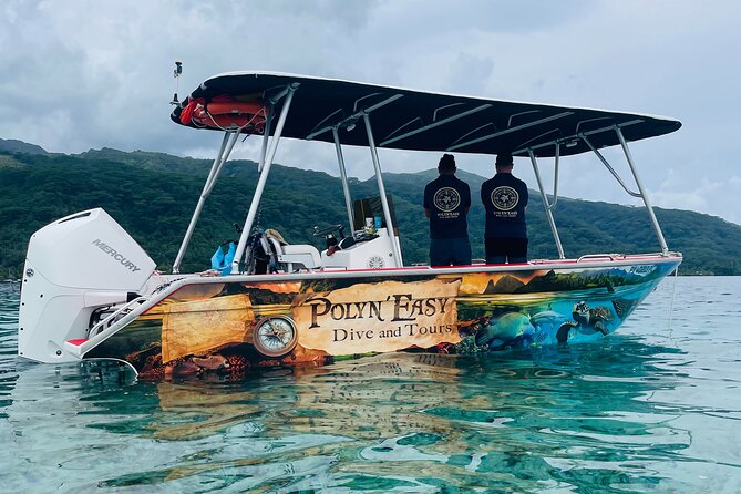 Snorkeling EN Small Group Tour in Tahiti - La Source and the Three Pitons