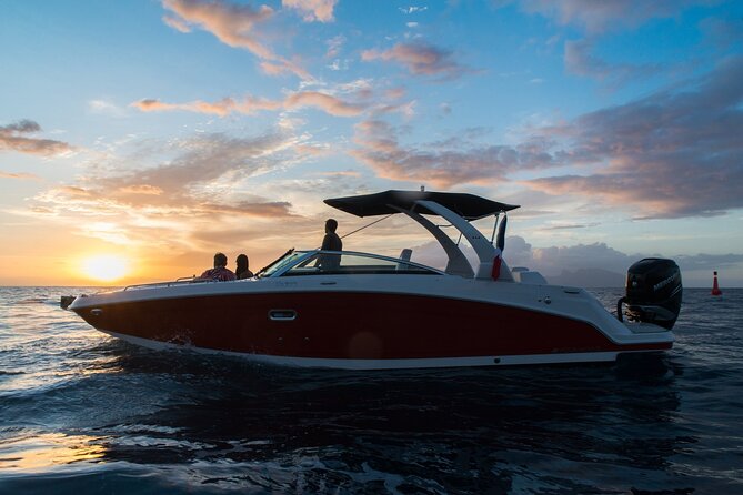 Snorkeling immersion in the wonders of Tahiti - Why the 10-person limit matters