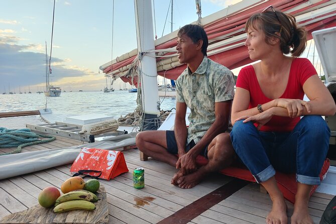 Sunset sailing trip on the Lagoon of Tahiti - Making the Most of Your Two Hours