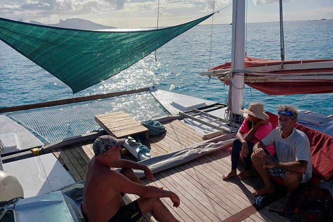 Sunset sailing trip on the Lagoon of Tahiti - Who Will Enjoy This Trip Most