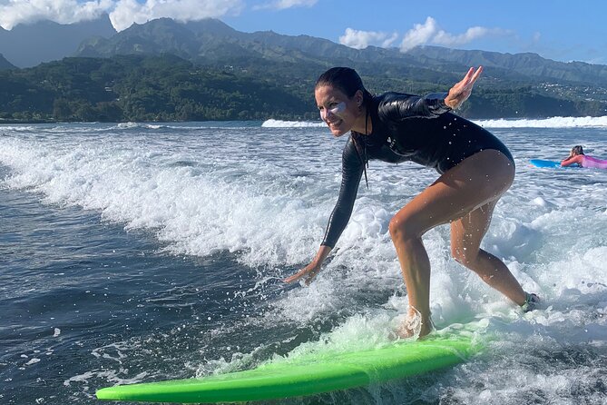SURF TAHITI Bites & Waves – Surf experience with every bite - Quiet surf spots instead of a crowded lesson