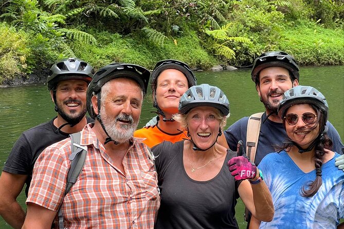 Tahiti excursion adventure circuit MTB MTB E-Bike private valley - Riding the 4x4 track for three and a half hours