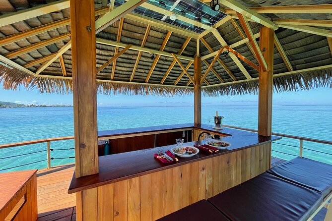 Tahiti Lagoon Vaimareva Private Boat cruise - Key points at a glance