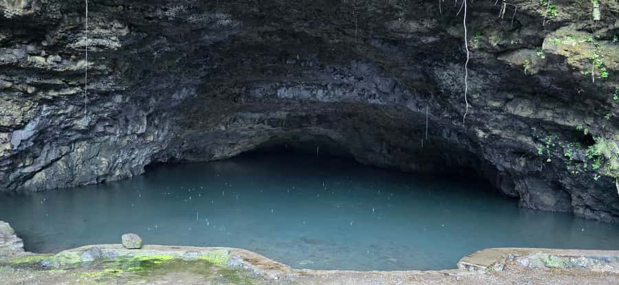 Tahiti: Private Half Day Culture and Nature Highlights Tour - Venus Point and Matavai Bay