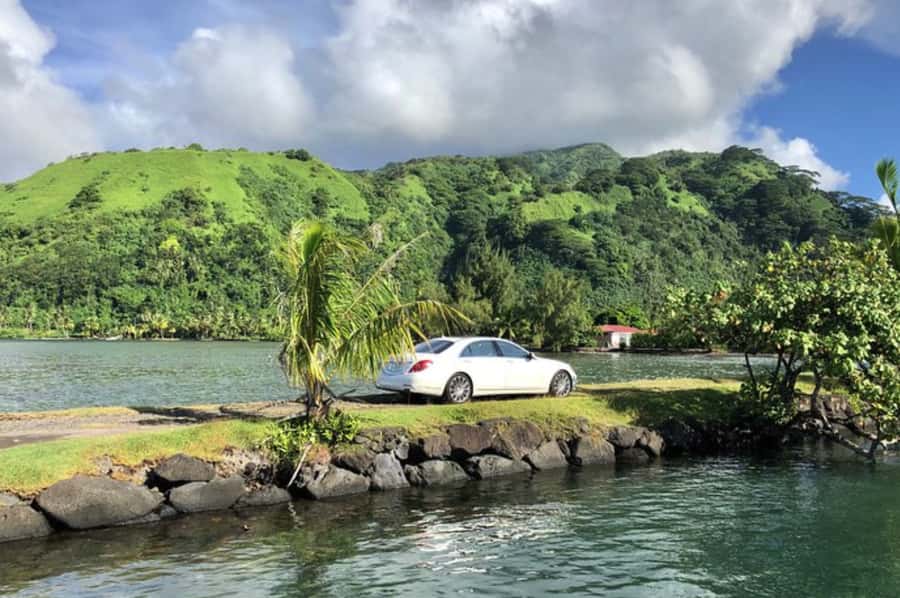Tahiti : Tour de l’île (Full Day) avec taxi boat (Teahupoo) - Pointe Vénus begins the coastal story