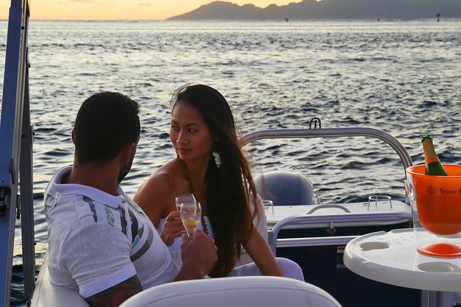 Toa Boat Bora Bora Private Sunset On Majestic Pontoon Boat - What the $375 price means