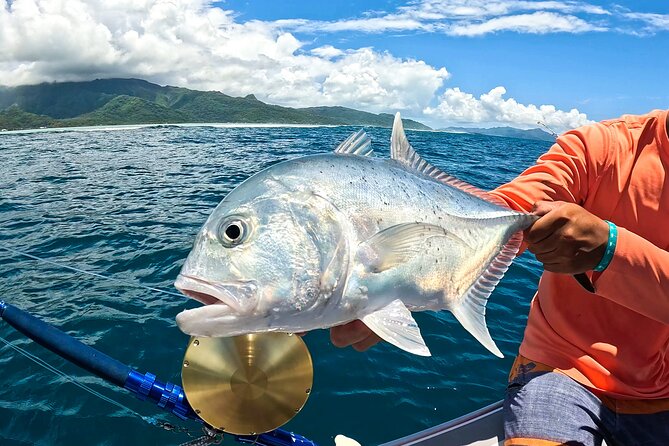 Unique in Raiatea: discover the lagoon, fish, cook, enjoy! - Fishing for tuna, trevally, and lagoon species