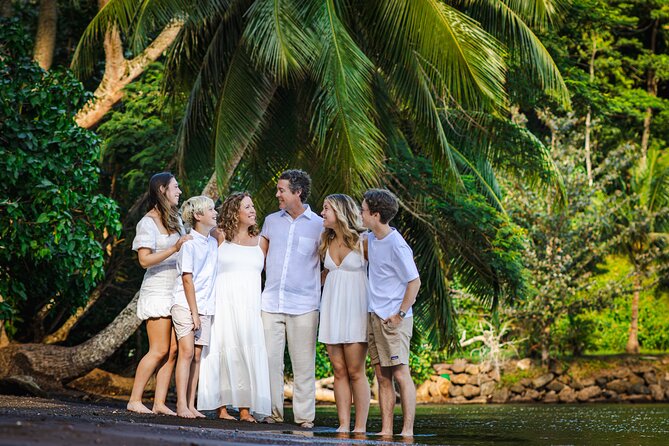Unique photo shoot in the heart DE Moorea: Beach & mountain combo - What makes this Moorea photo shoot different