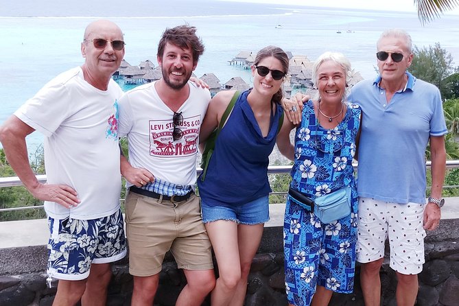 You drive, I guide you - Tiki Village and a look at island traditions
