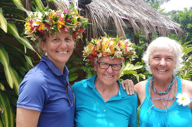You drive, I guide you - Route du Belvédère and Moorea’s volcanic heart